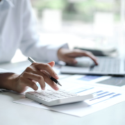 アウトソーシングで賢く管理！香港の会社向け記帳代行のメリット